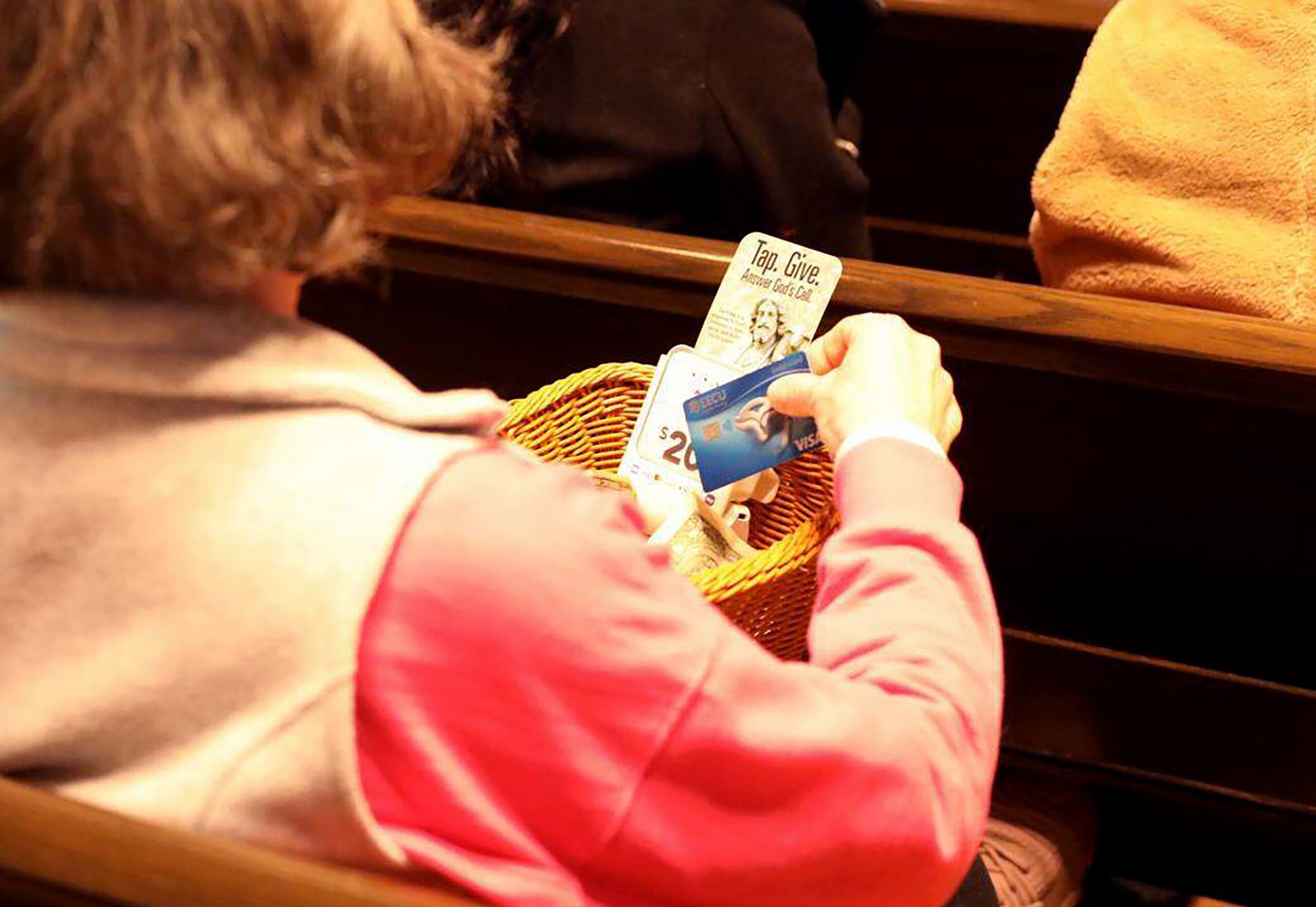 Collection basket goes high-tech at church, ‘people wante…