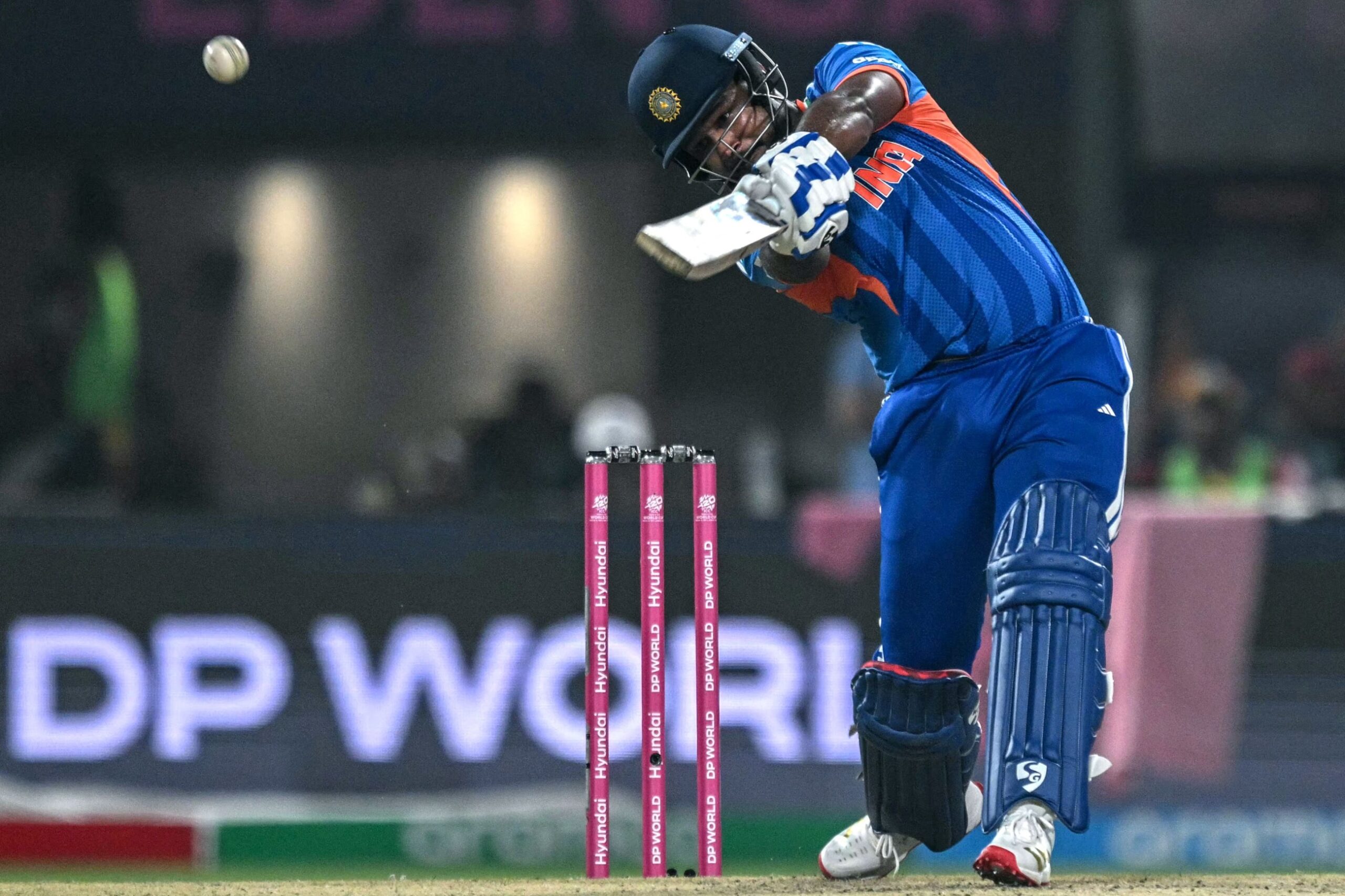 India beat WI to set up semis vs England, SA down Zimbabwe