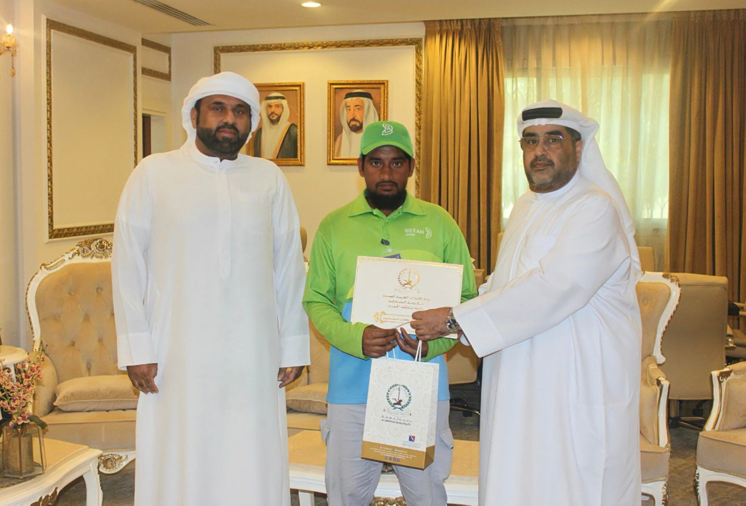 Al Hamriya honours Bee’ah worker for honesty