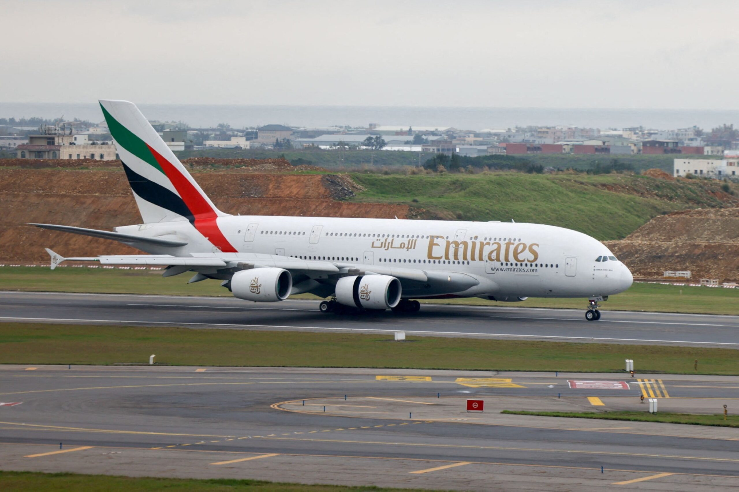 Emirates airline expects to return to full network within days