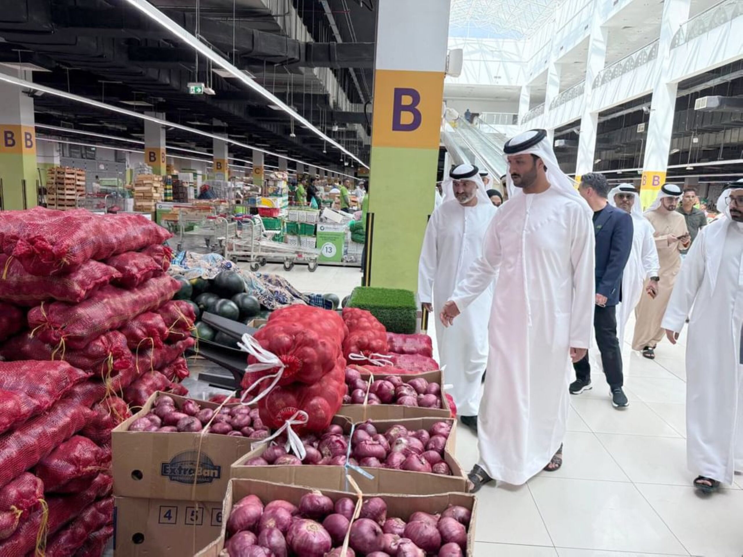 Abundance of goods, decline in prices: Minister of Econom…