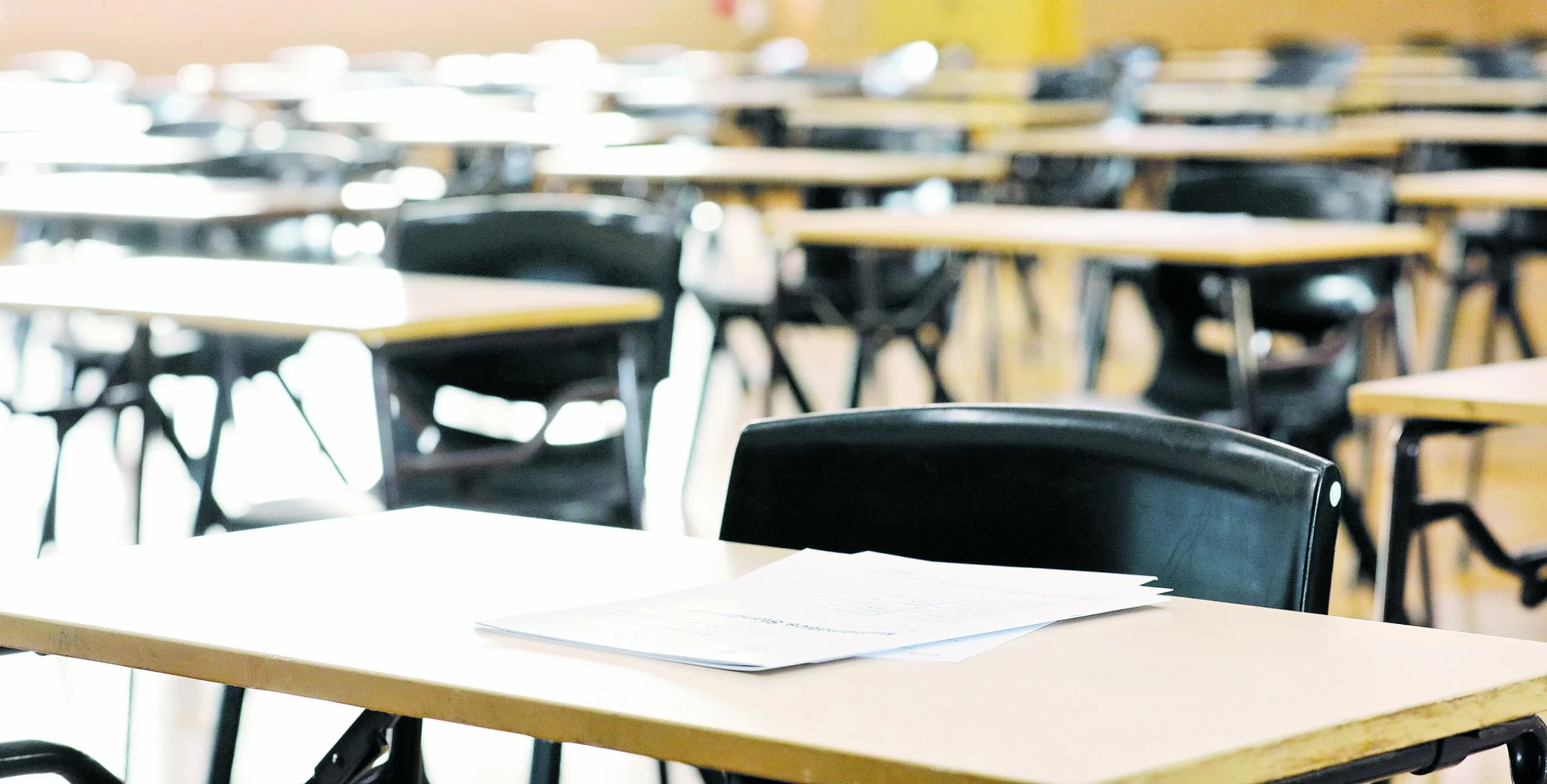 UAE announces two weeks of distance learning for all scho…