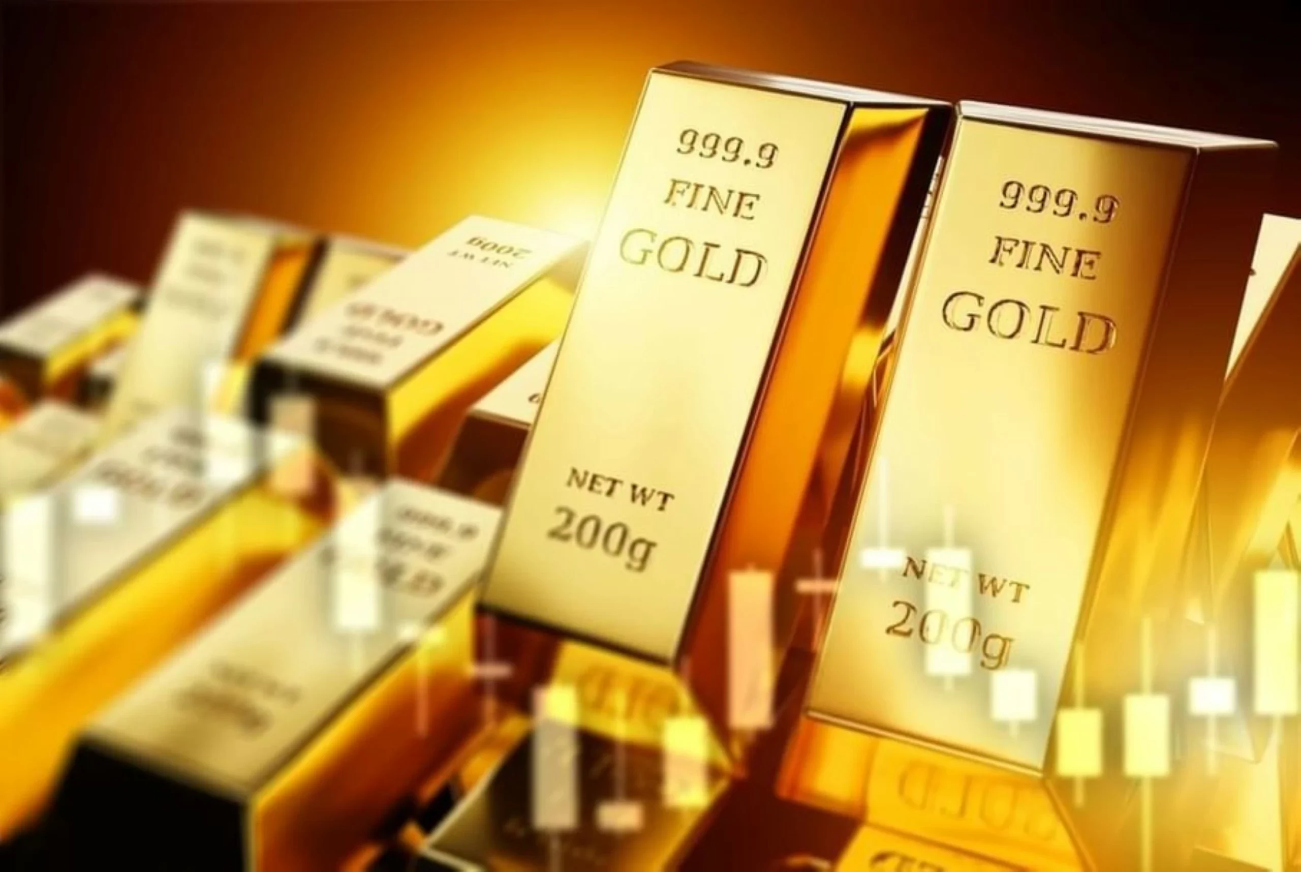 Gold prices edge higher on Tuesday