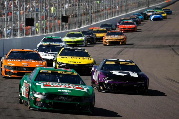 Alex Bowman sidelined for at least 3 more NASCAR races