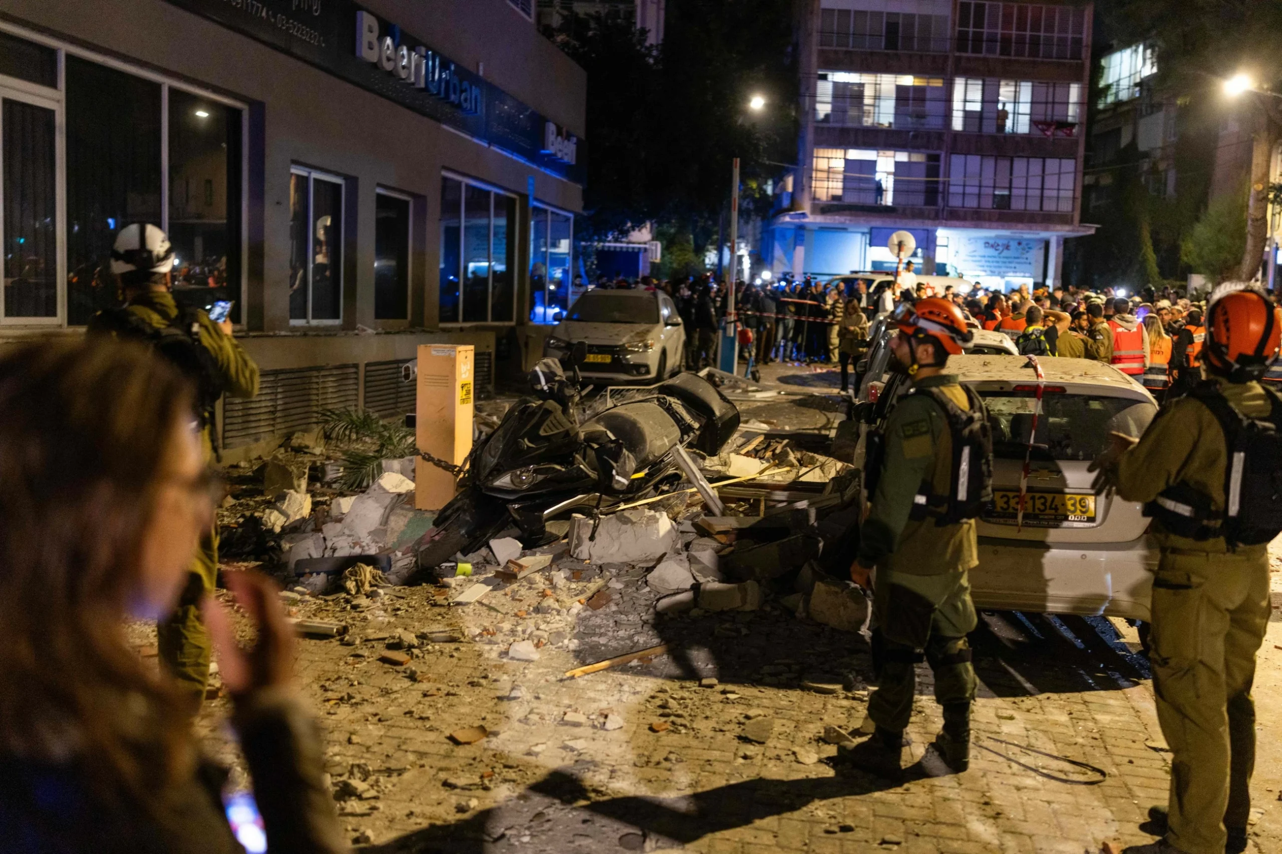 Iran strikes Tel Aviv with cluster warheads