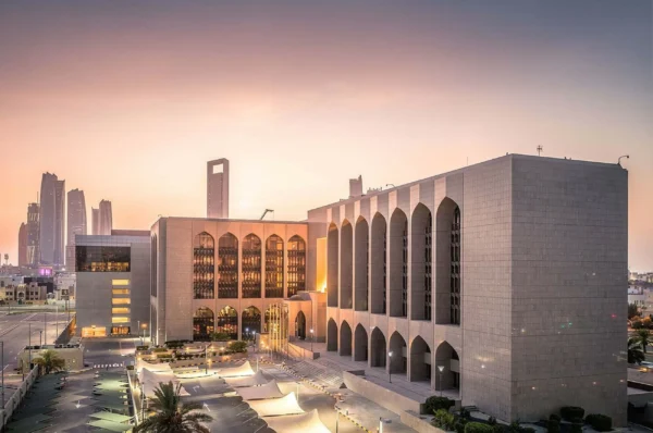 Gulf equities gain, UAE banks rise on central bank’s package