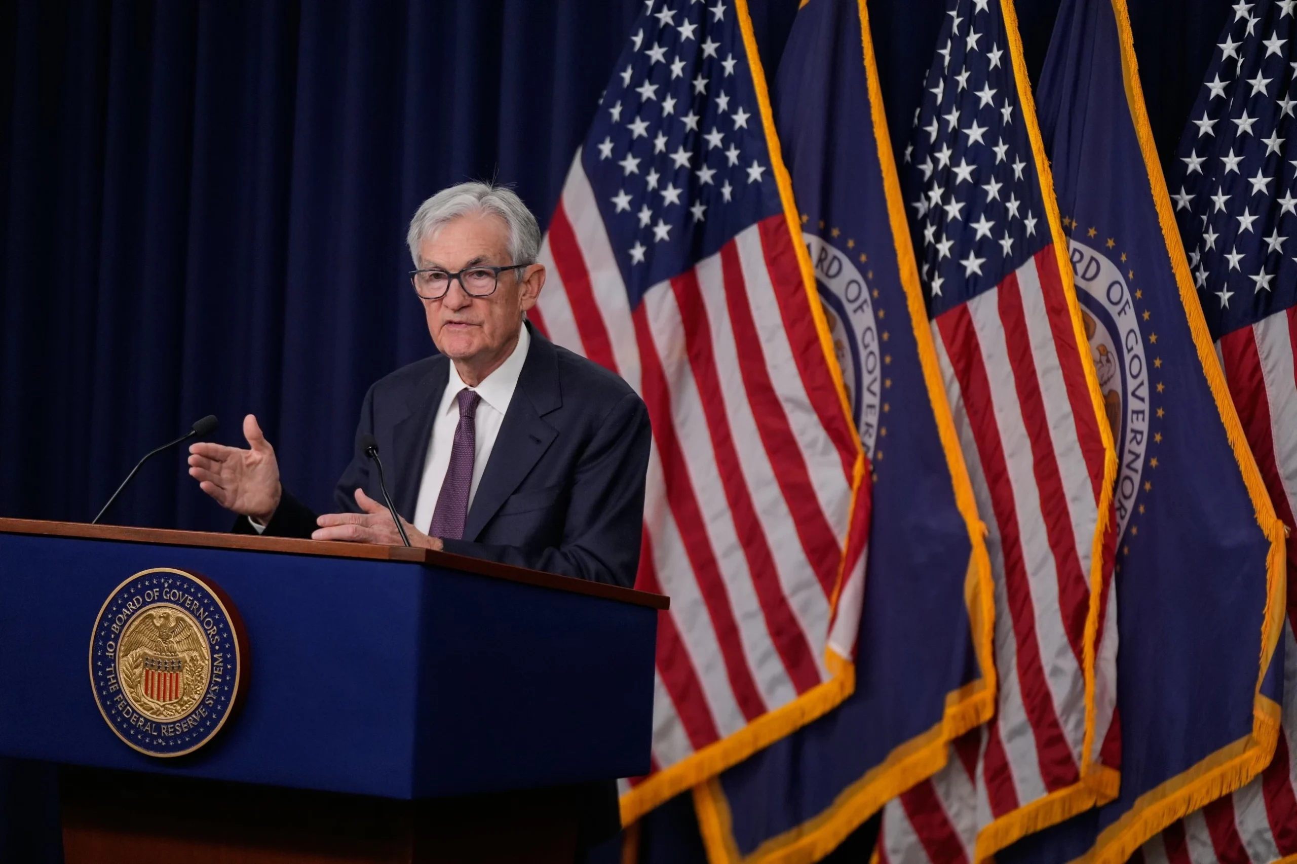 US Fed leaves key interest rates steady, expects inflation to rise