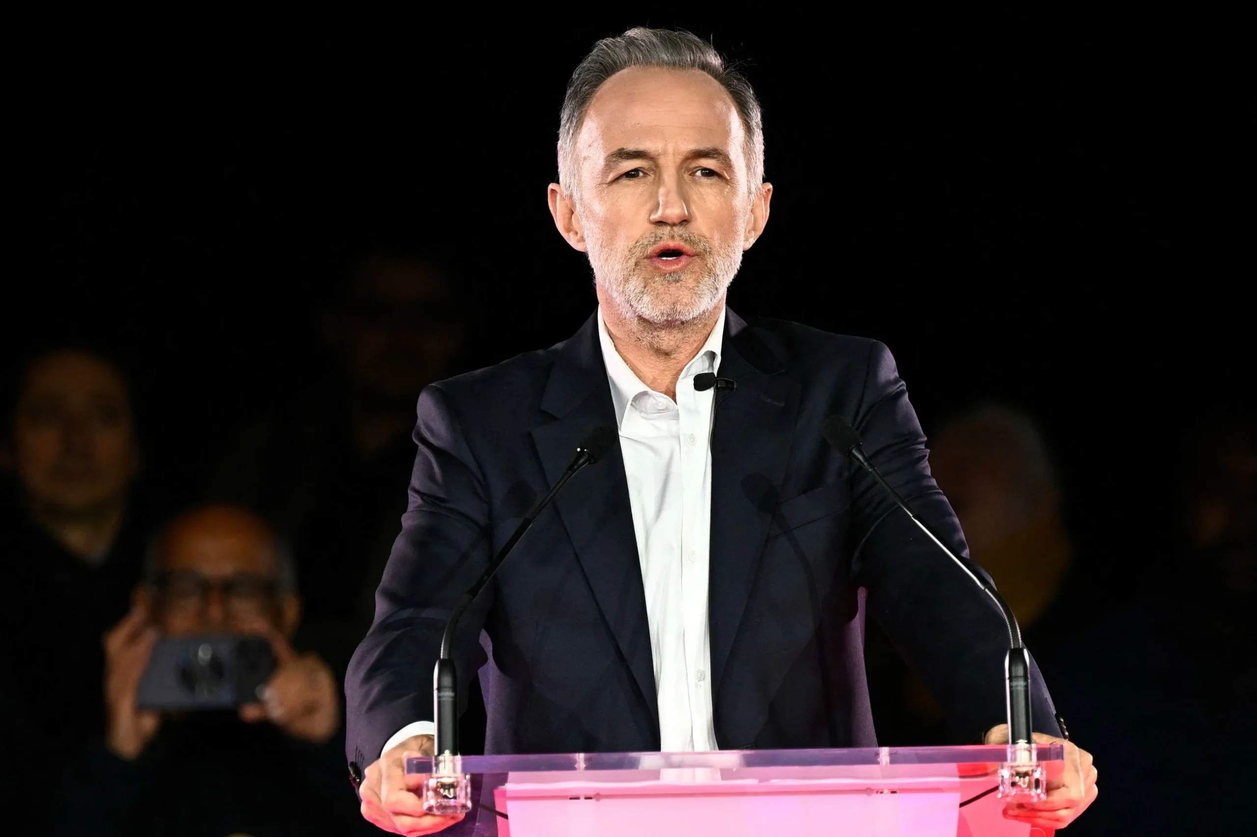 French elect mayors in key cities including Paris