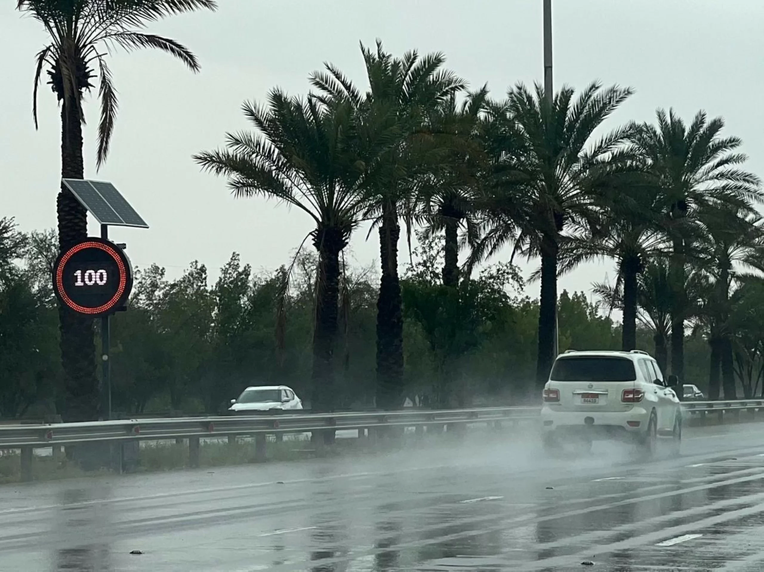 Main rain wave reaches western UAE, residents told…