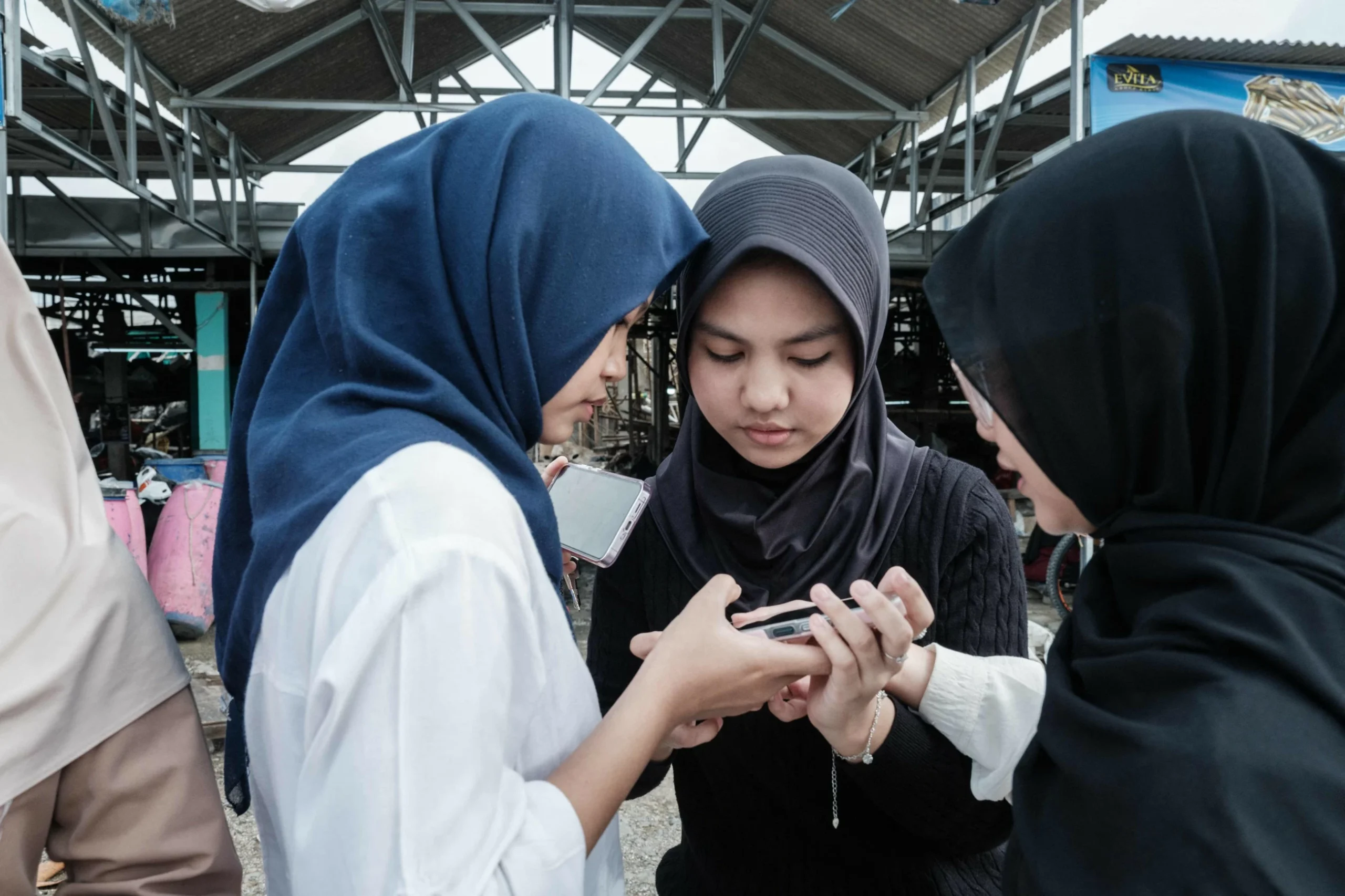 Indonesia begins enforcing social media restrictions for …