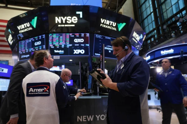 Traders spend sleepless nights as Iran war roils global markets
