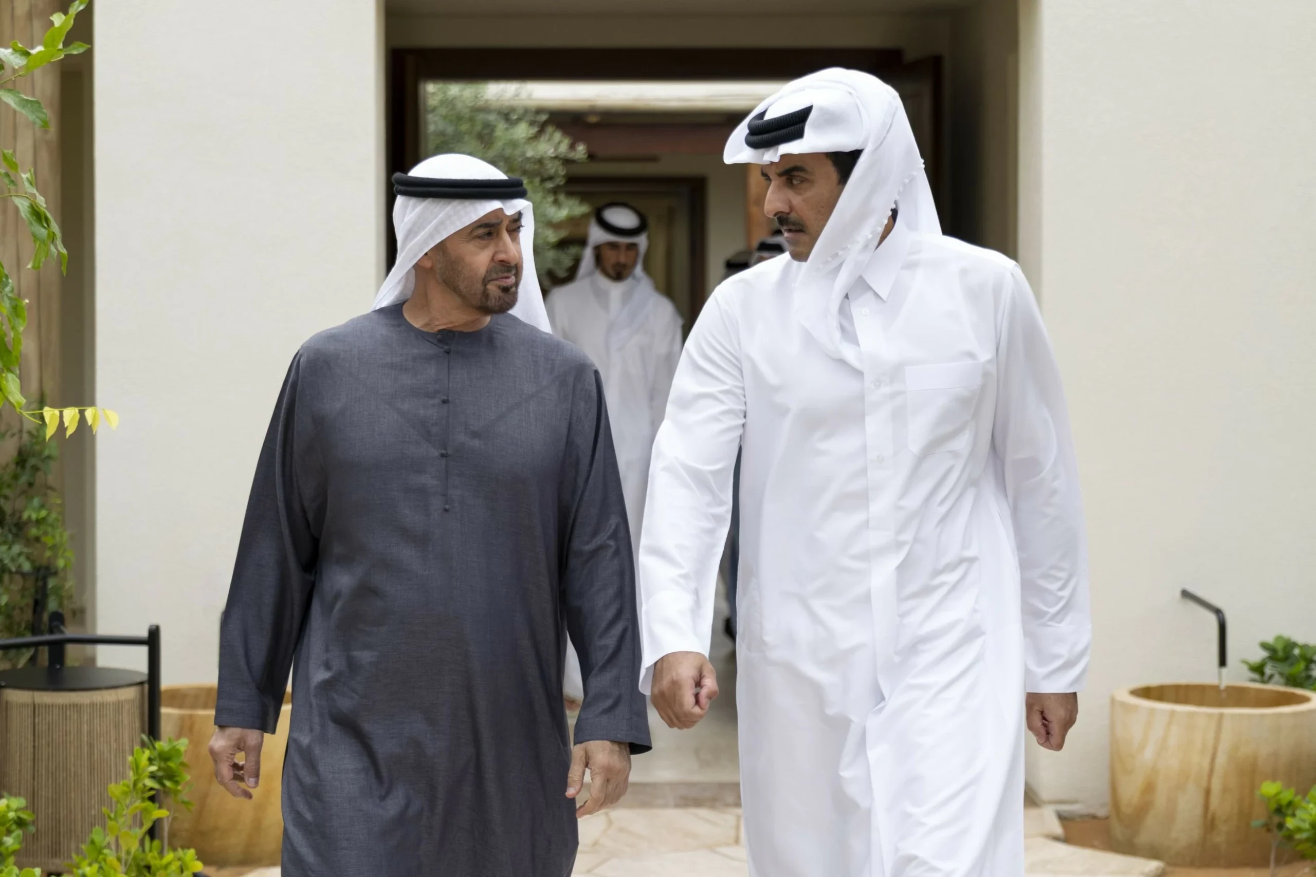 UAE and Qatar leaders discuss escalating regional tension…