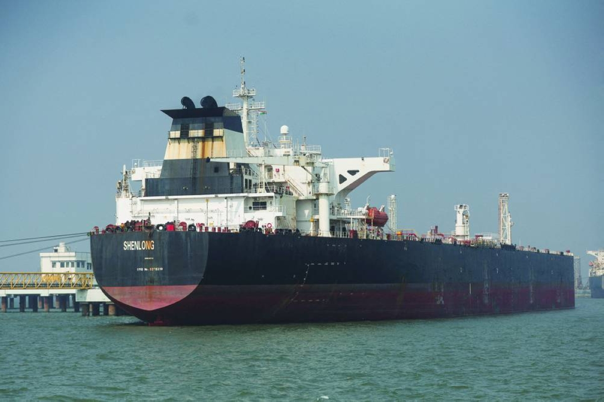 Indian source says Iran to allow India-flagged tankers through Hormuz as first tanker arrives