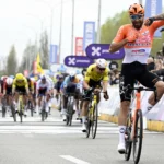 Late-charging Ganna denies Van Aert at one-day classic Across Flanders