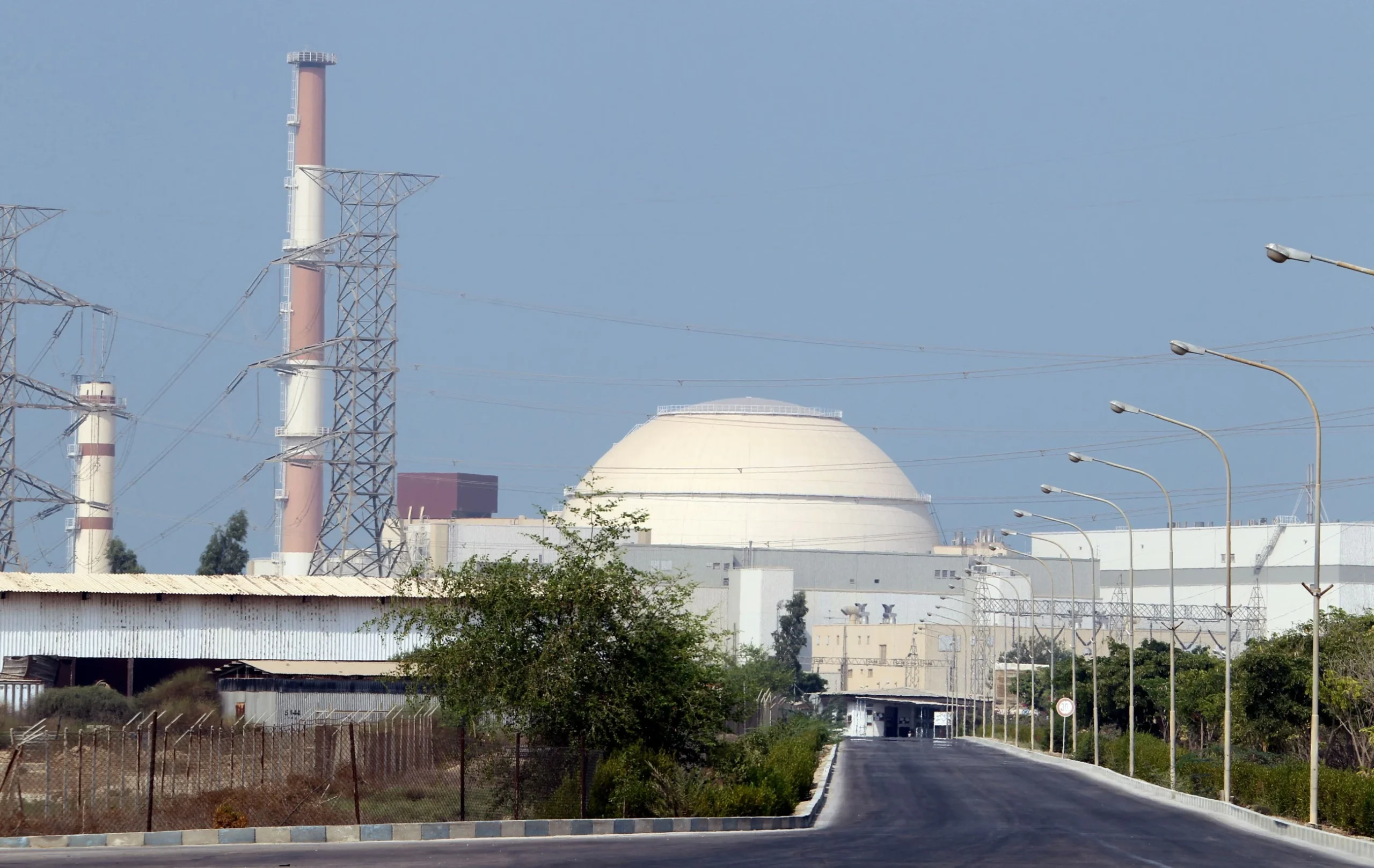 More US-Israeli strikes on Bushehr nuclear plant would en…