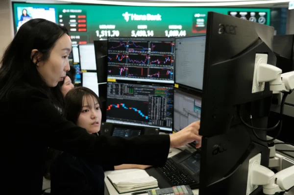 Markets on edge as US threatens strikes on Iranian infrastructure