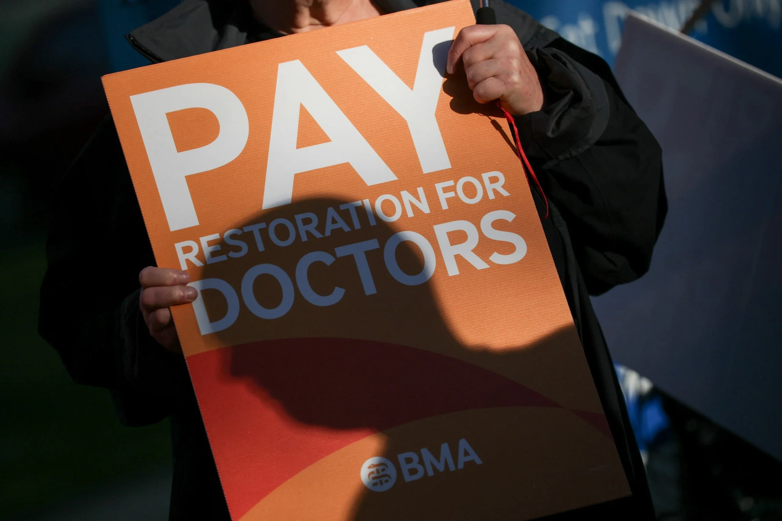 Resident doctors in England begin six-day strike after re…