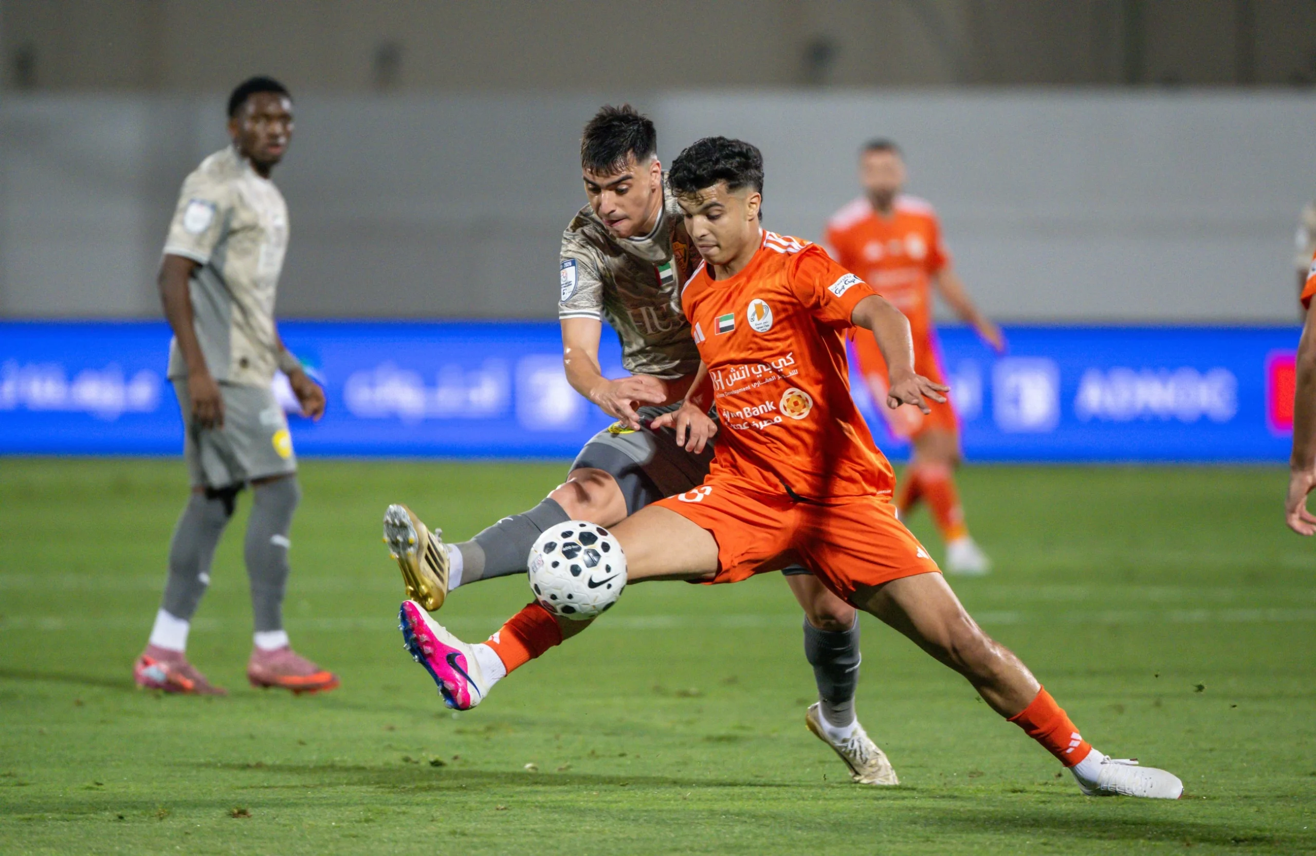 Al Wasl cruise past Ajman, Al Bataeh and Khorfakkan share the spoils