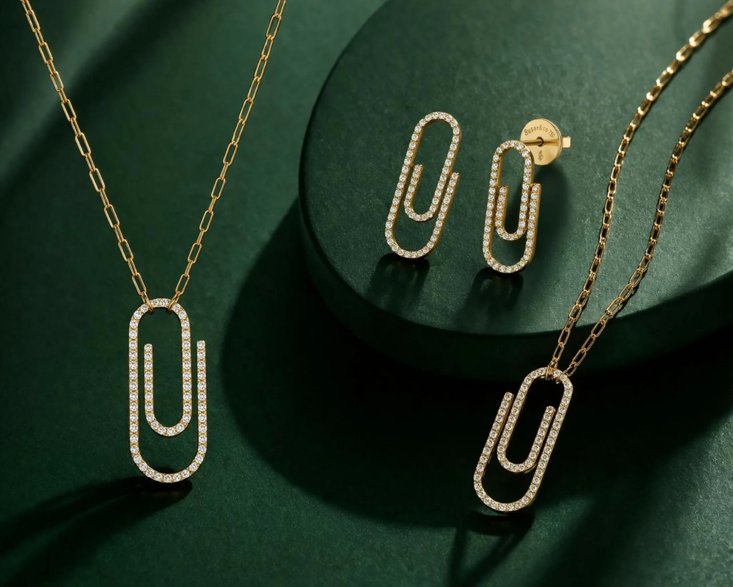 Busar & Co’s paper clip colle…