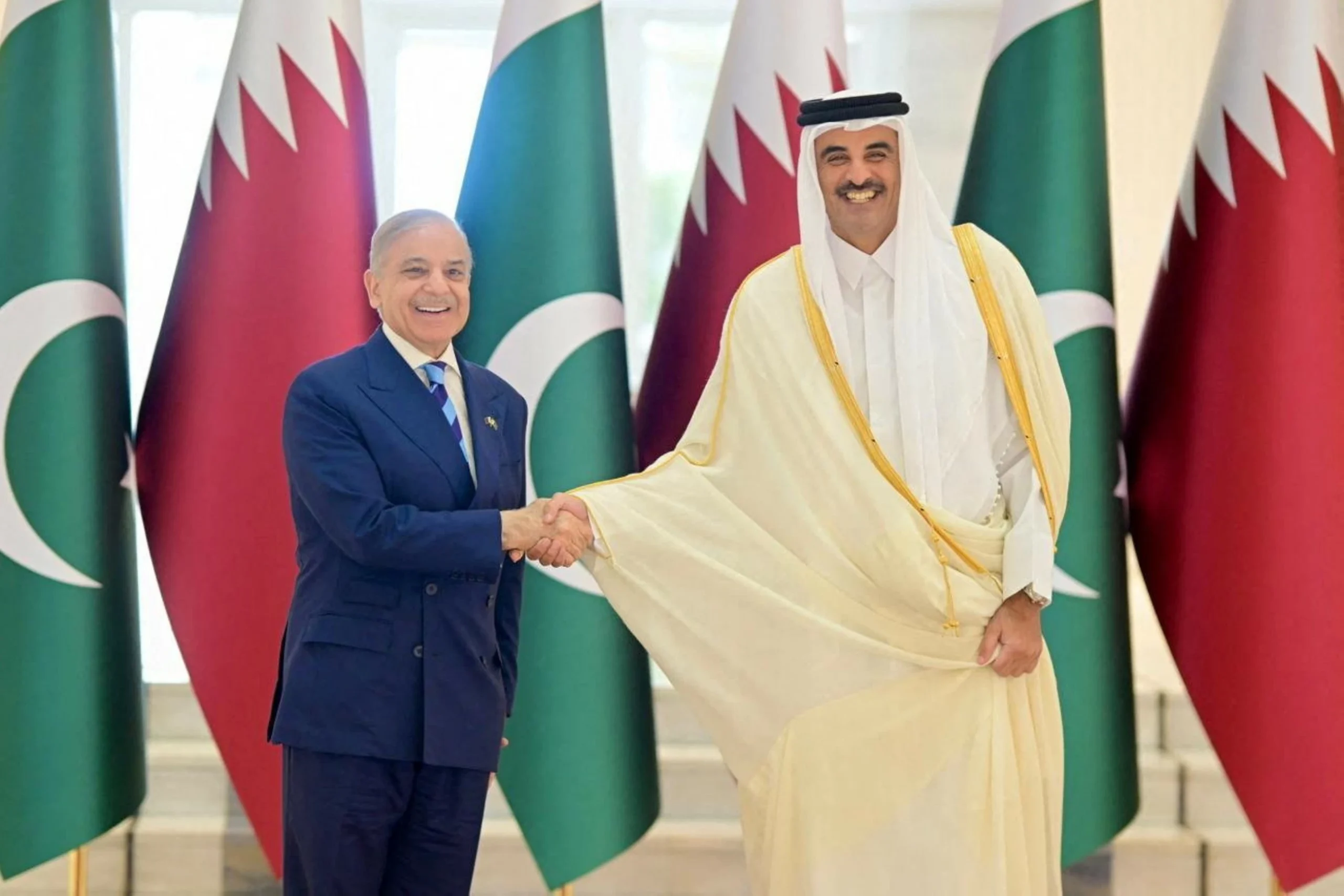 Pakistan PM, Qatar emir discuss regional issues amid US-I…