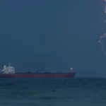 Oil plunges, stocks jumps as Iran declares Hormuz open