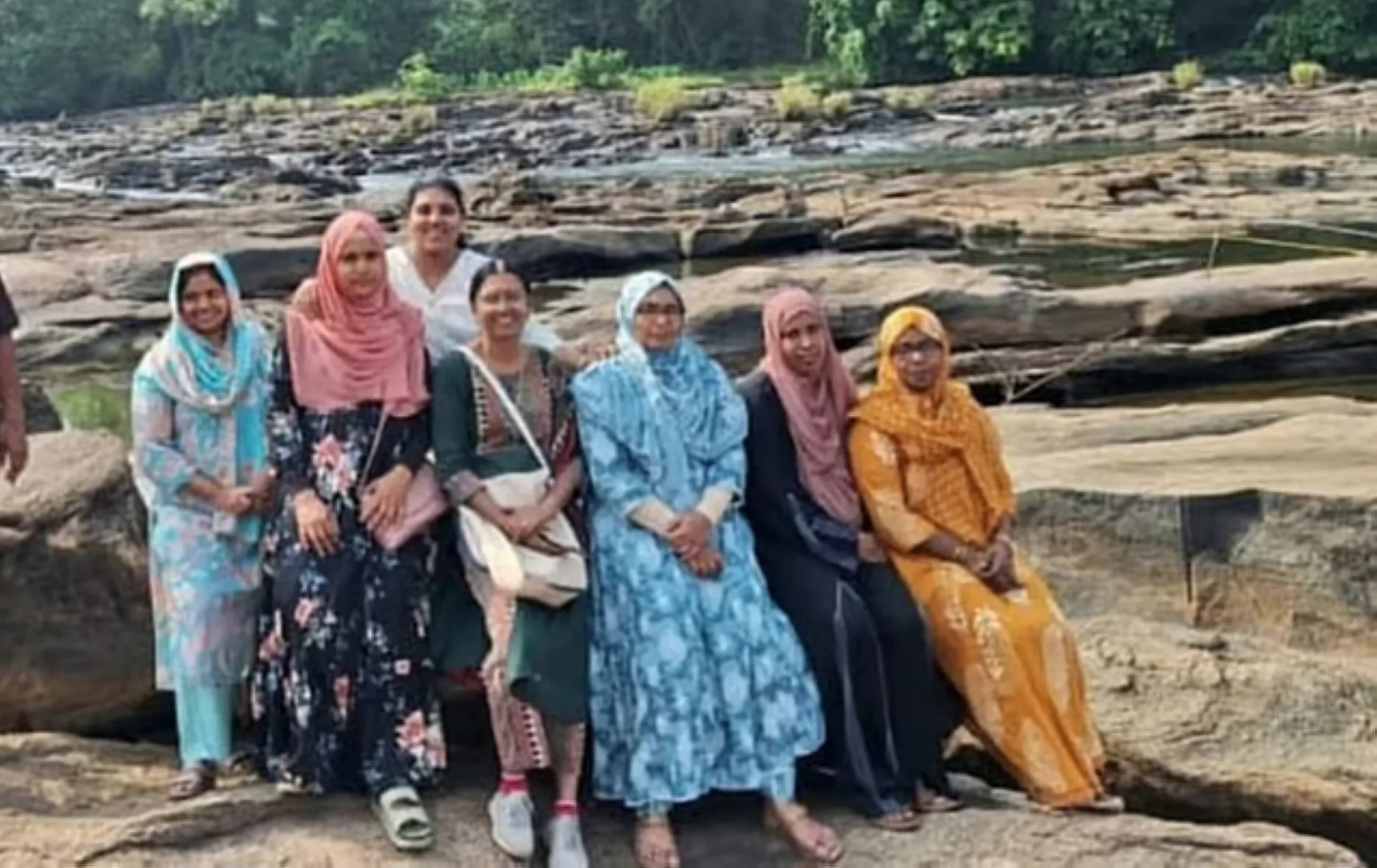 Teachers among 9 dead as tour bus plunges into gorge in India