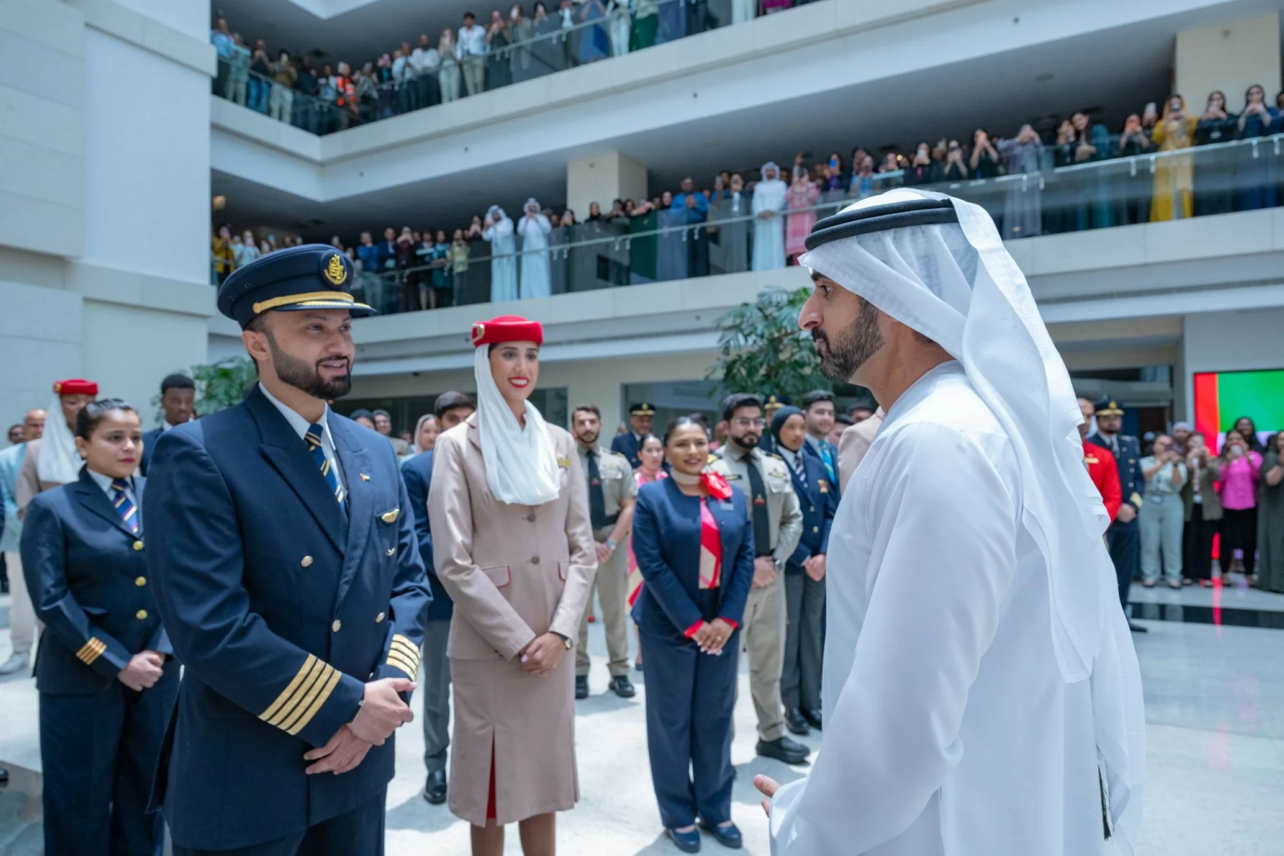 Sheikh Hamdan reviews operations of Dubai Internat…