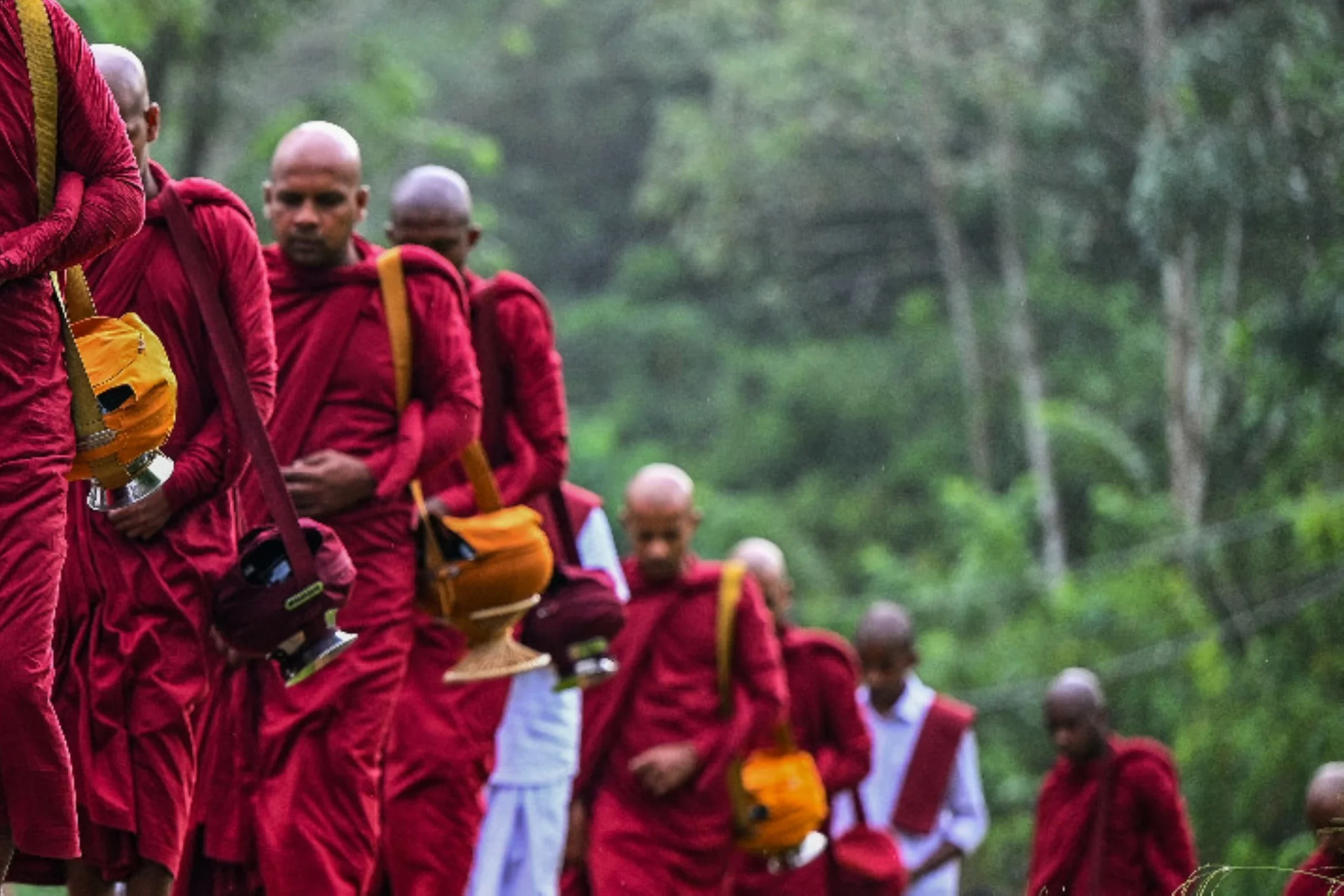 Sri Lanka detains 22 Buddhist monks for drug smuggling