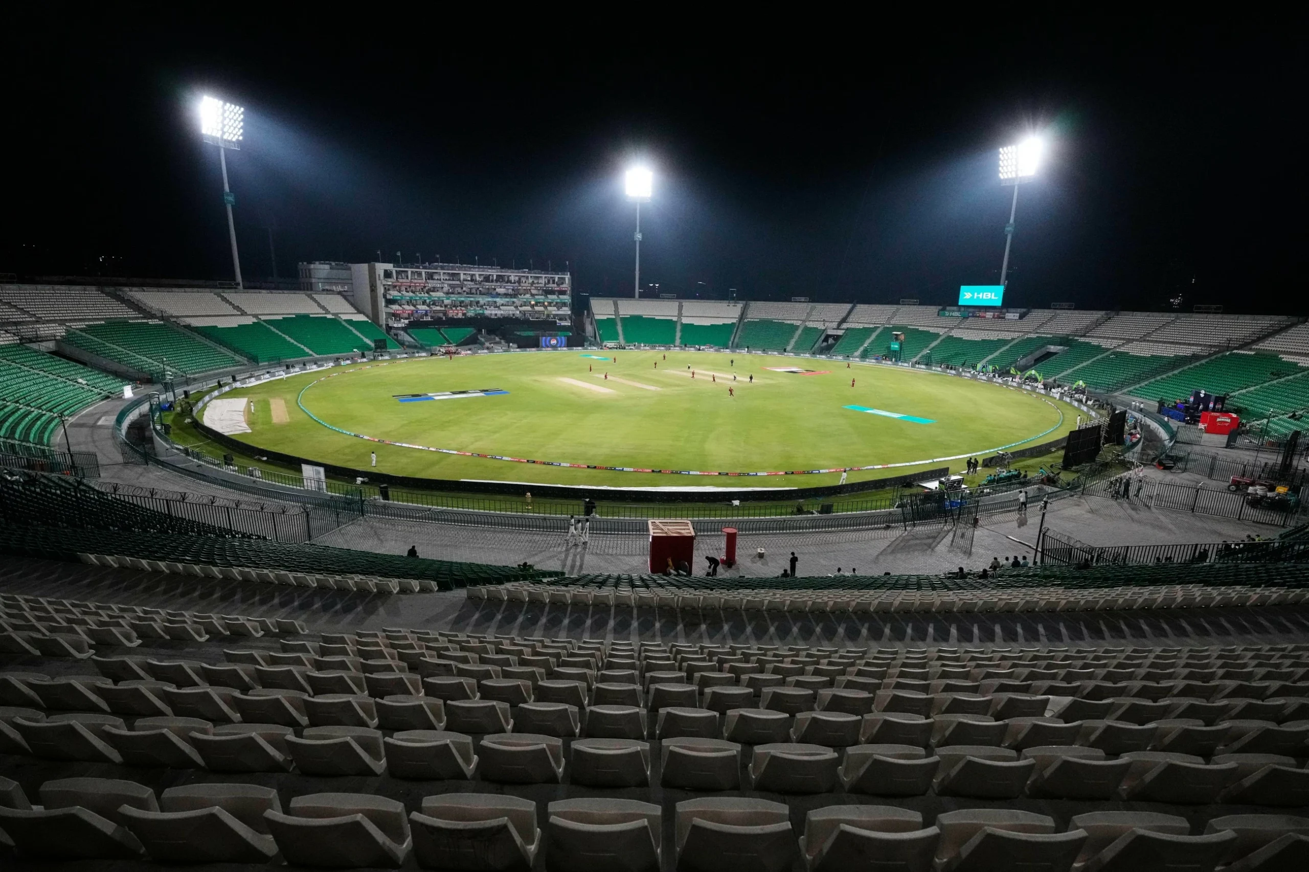 Cricket fans allowed to attend playoff matches in Pakista…
