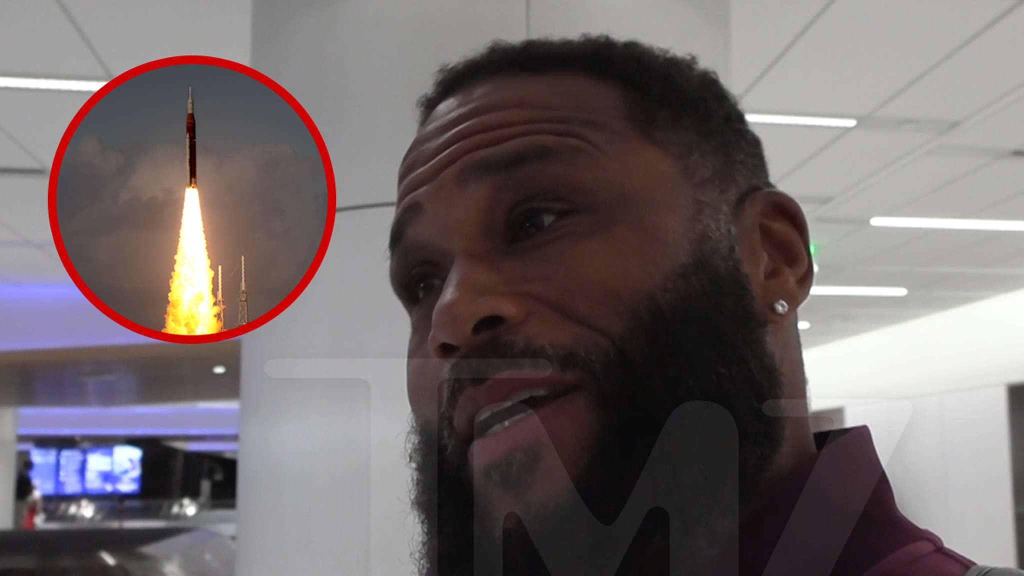 Anthony Anderson Says Moon Mission’s Wasting Money, Fix Earth Problems First