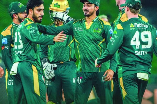 Faisal, Sahibzada and Philippe shine in Sultans 4th win