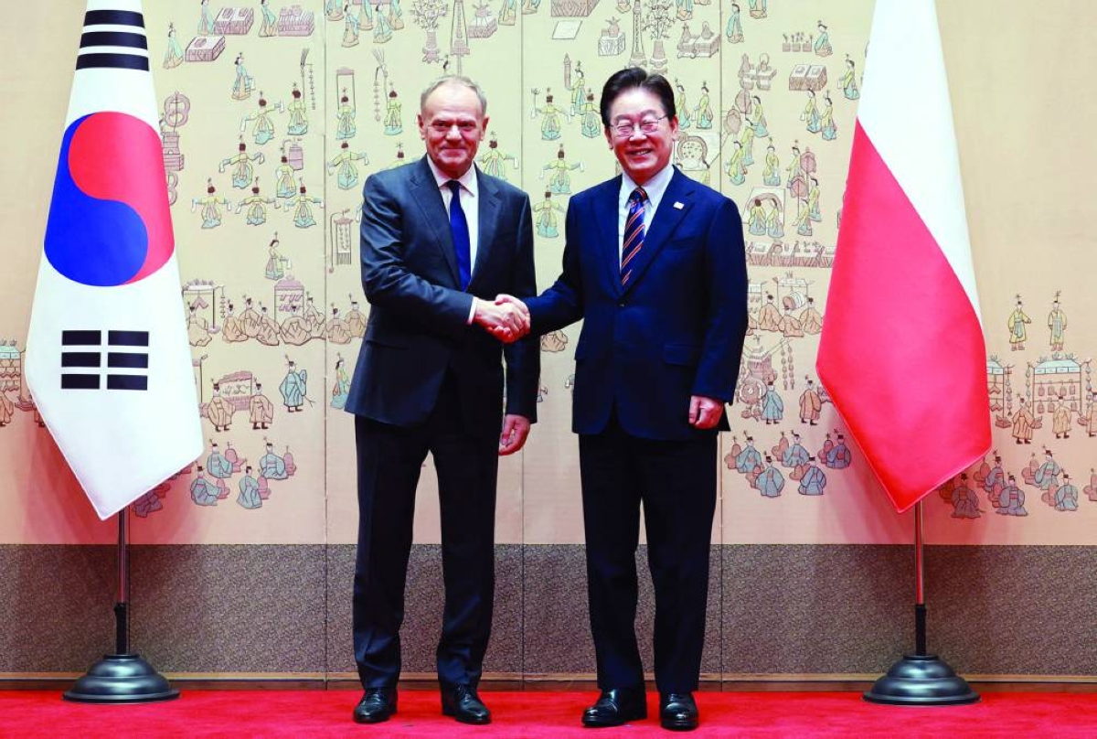 South Korea, Poland vow deeper defence ties on Tusk visit