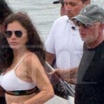 Jeff Bezos and Lauren Sánchez on Yacht Trip in Galápagos After NYT Backlash