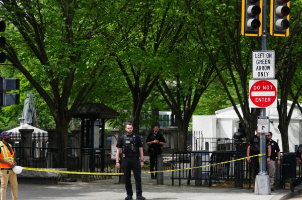 Man Detained After Jumping Vehicle Barrier at White House Gate, Altercation