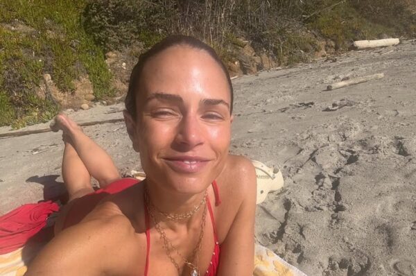 Jordana Brewster Hot Shots to Kick Off Her 46th Birthday!