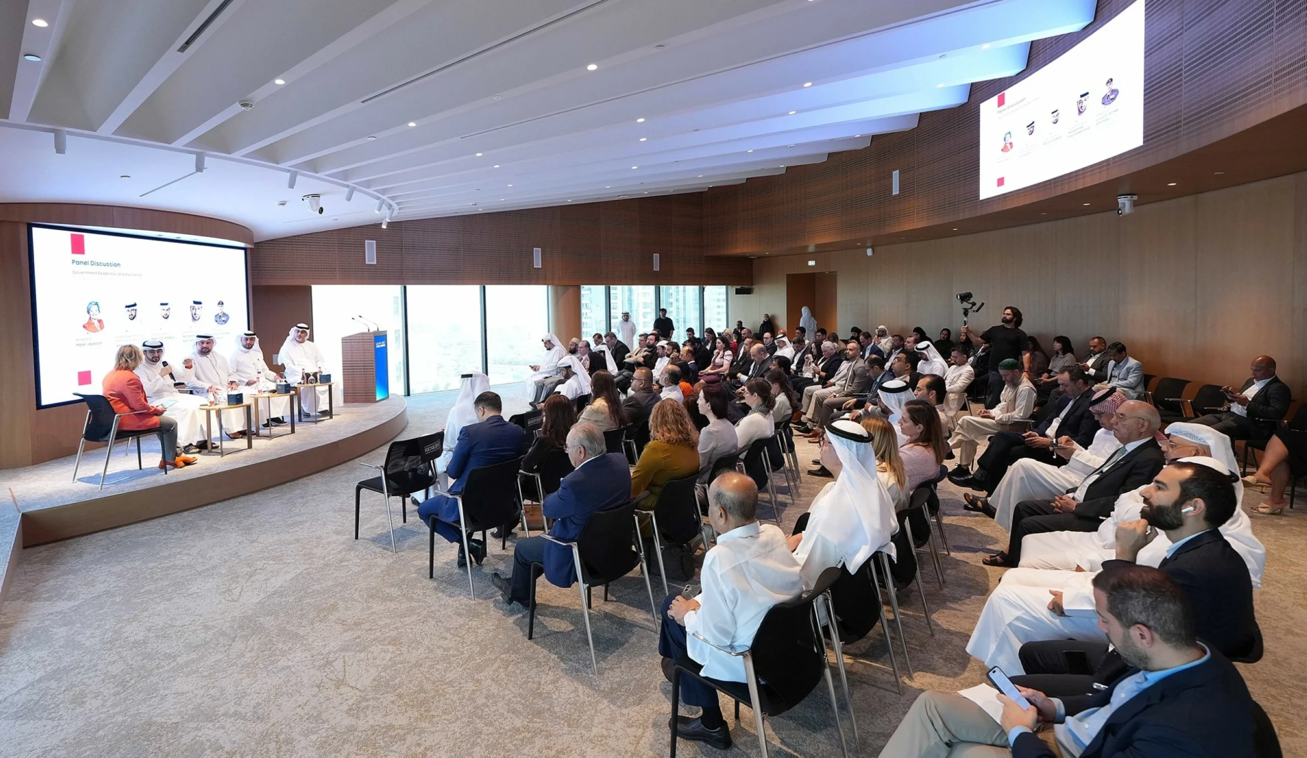 DCC discuss ways to enhance private sector competitiveness