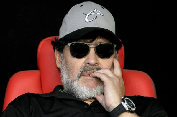 Diego Maradona had bipolar disorder, was ‘narcissistic’, …