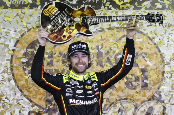 Ryan Blaney signs multi-year extension with Team Penske