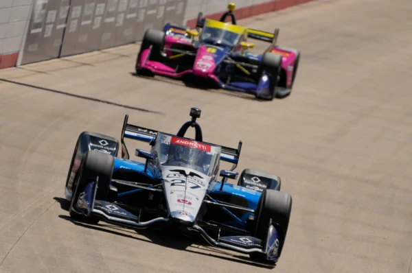 Rule change causes confusion among IndyCar drivers