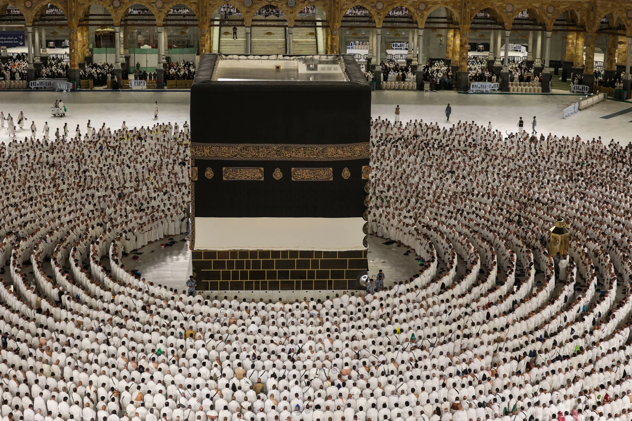Dubai Police warn against fake Hajj and Umrah scams online