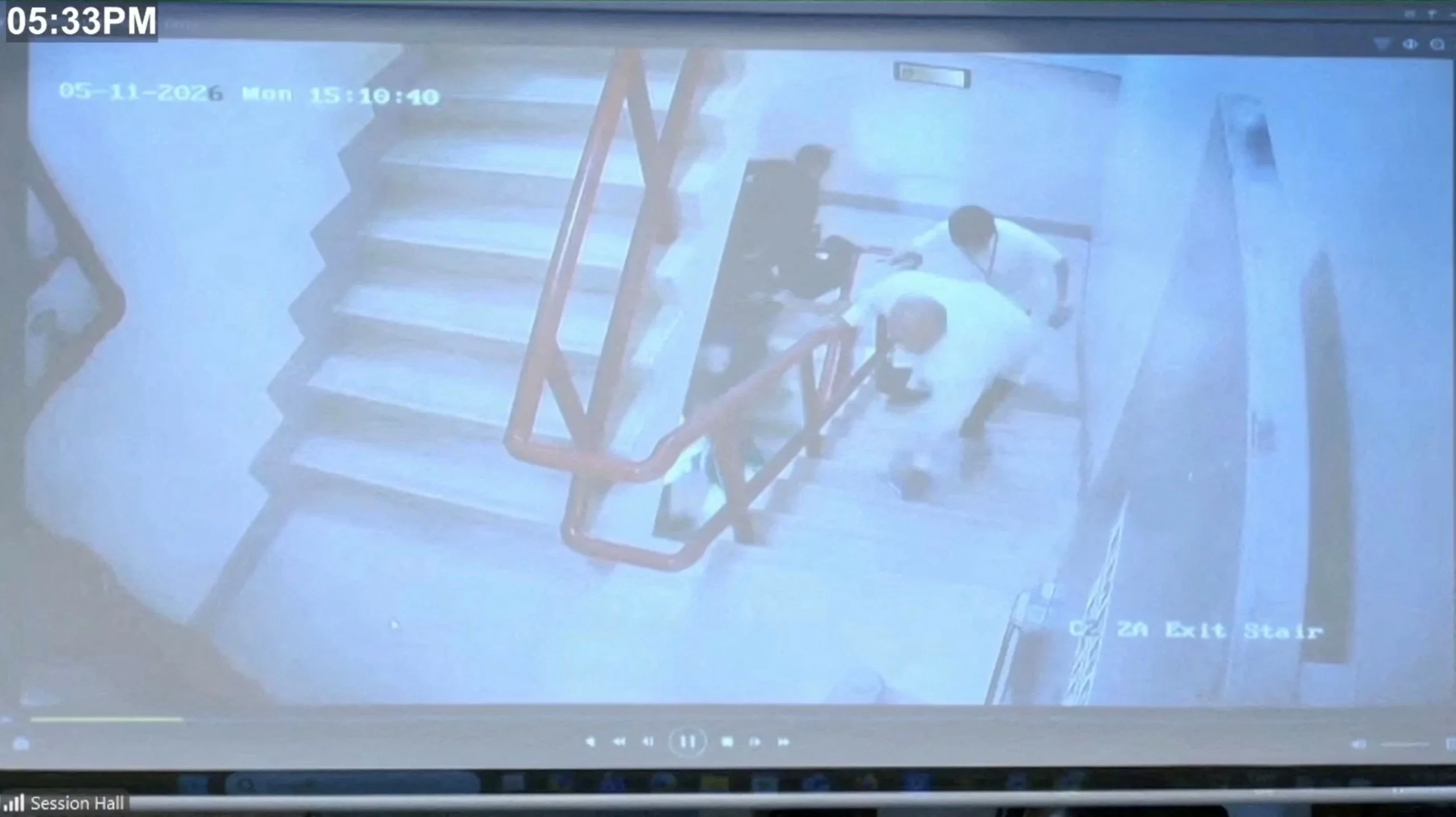 Gunfire breaks out in Philippine Senate where authorities…