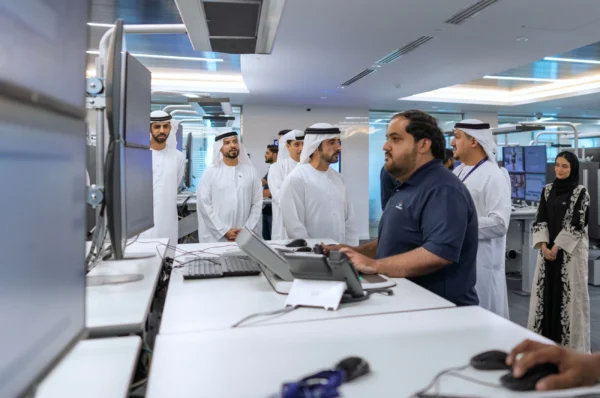 Hamdan visits Jebel Ali Port, says it is at the he…