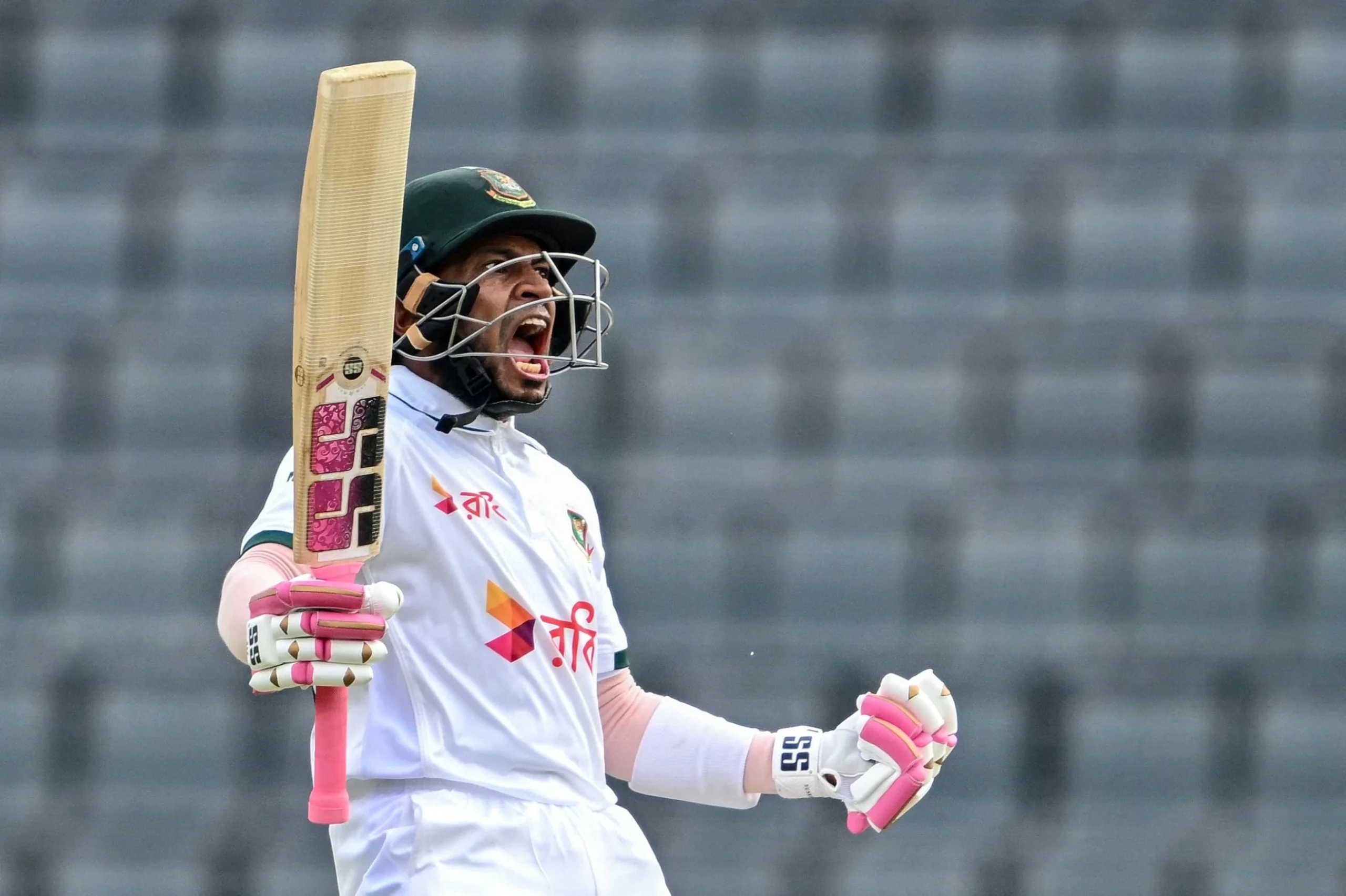 Mushfiqur ton leaves Pakistan needing record run chase to…