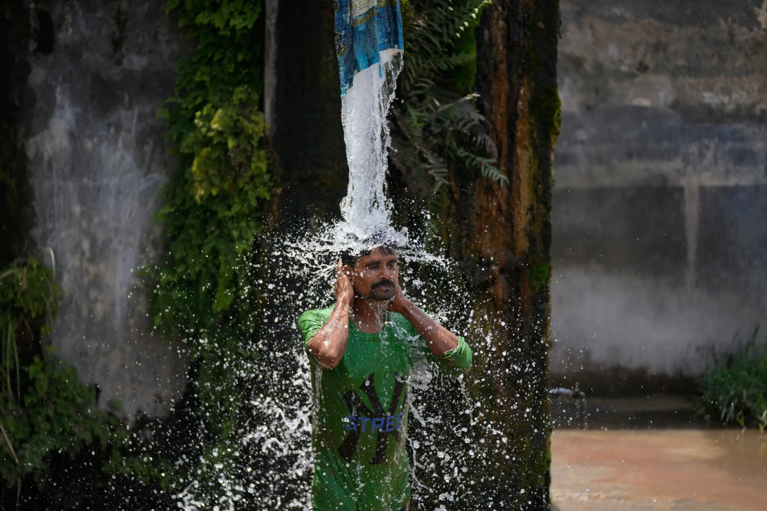 India issues heatwave warnings as fear of El Nino looms