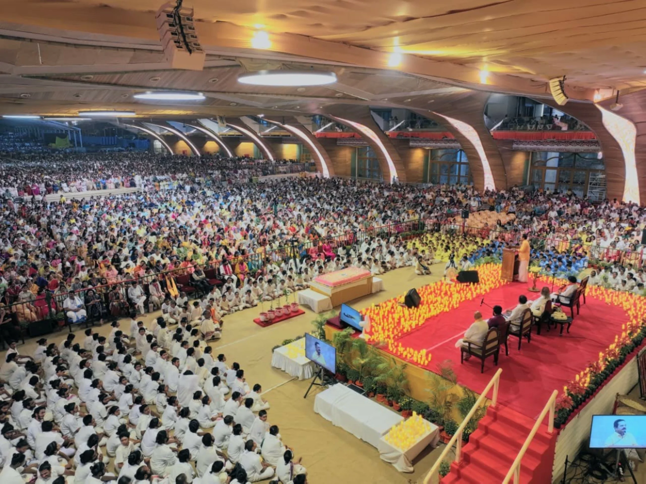 Leaders at ‘The Art of Living’ summit focus on human resi…