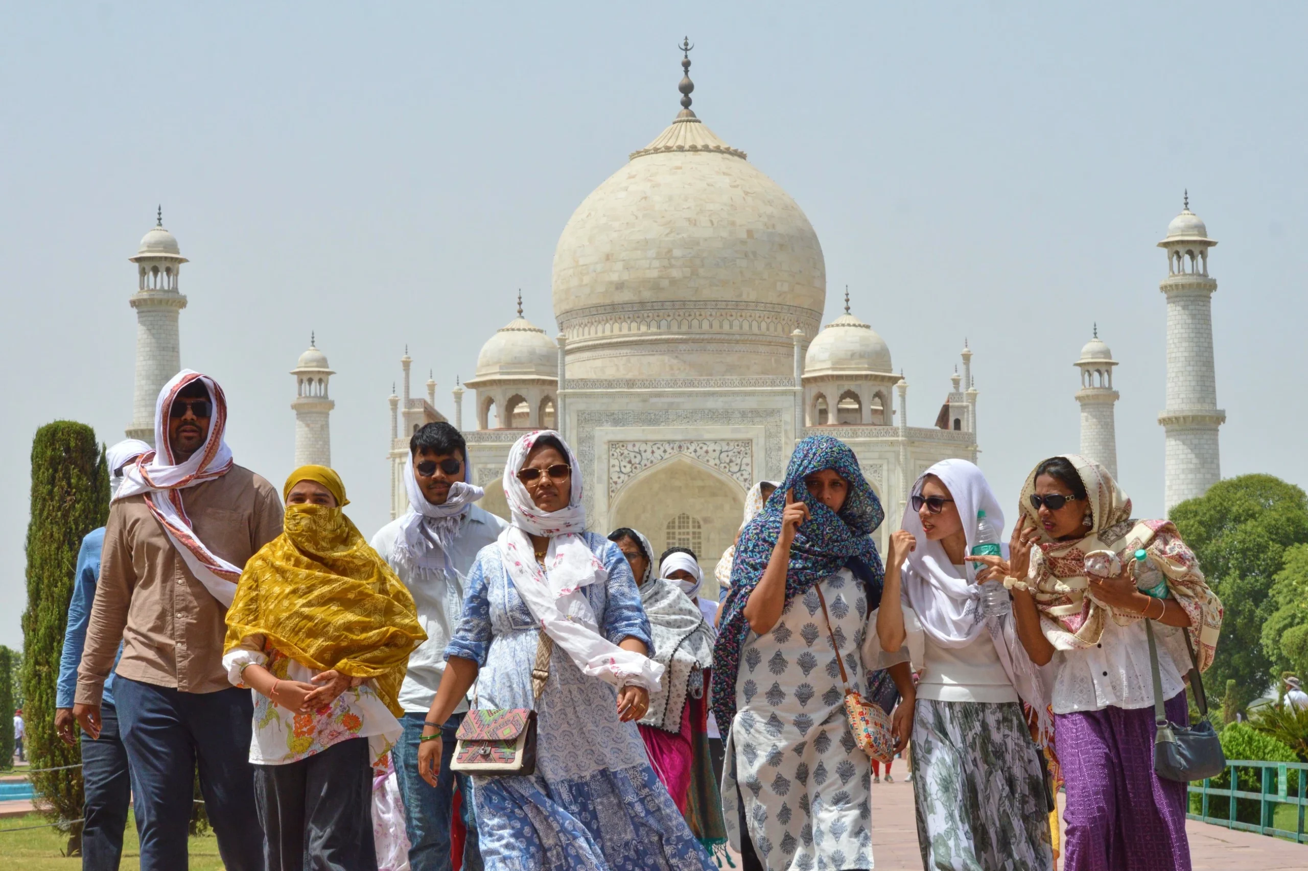 Heatwave scorches India as temperatures near 45°C