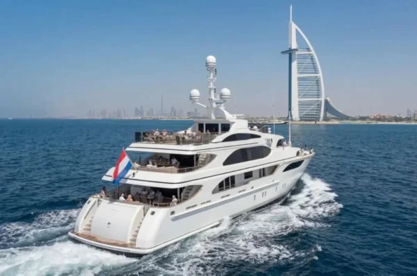 Aggregator platforms reshape market structure of yacht rental in Dubai