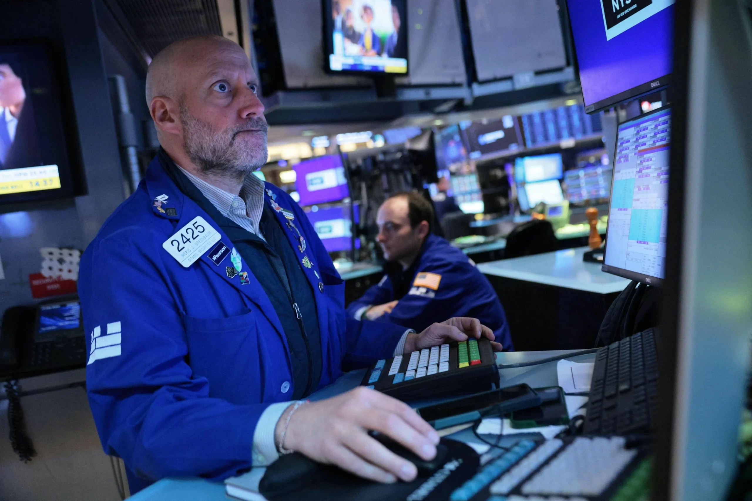 Oil rebounds, stocks mixed as US strikes douse Iran war hopes