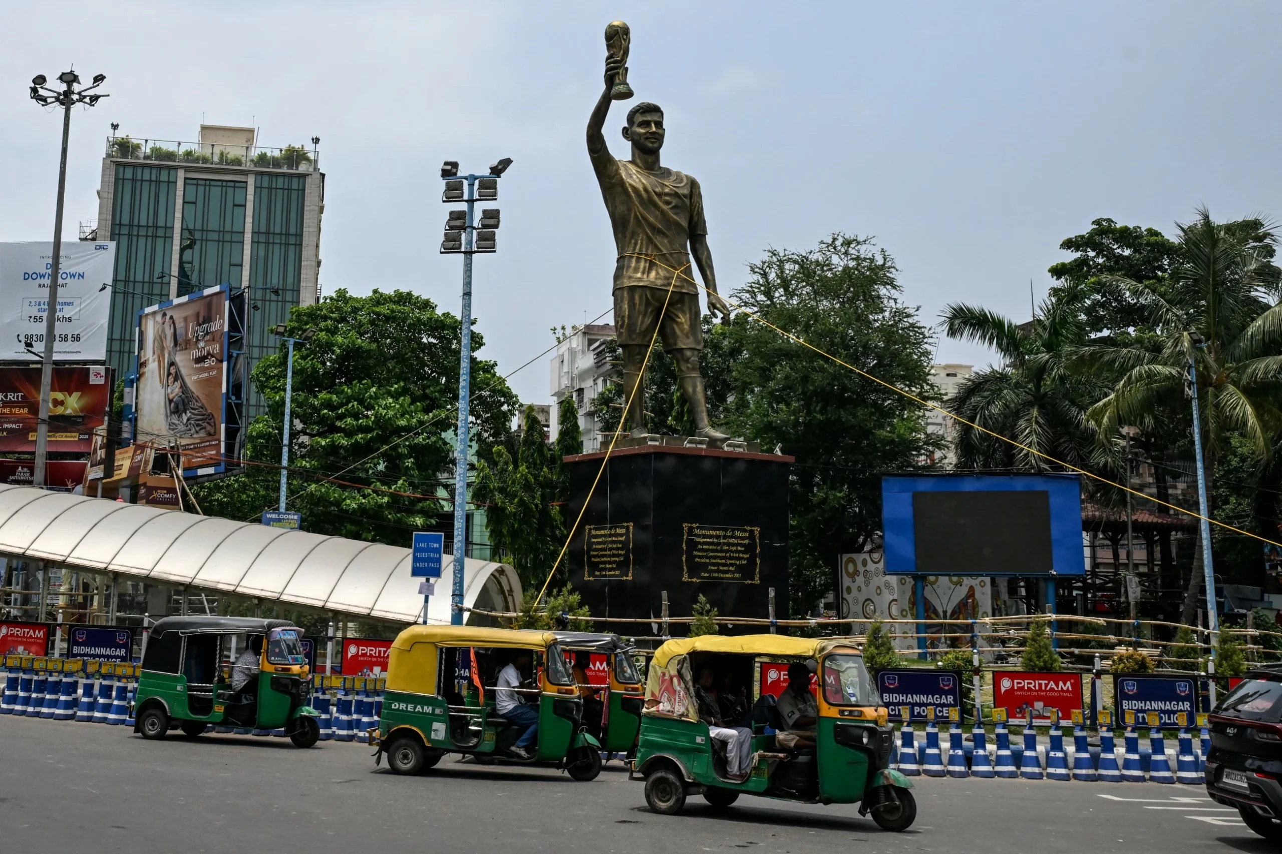 Giant Messi statue in India to be removed over safety concerns