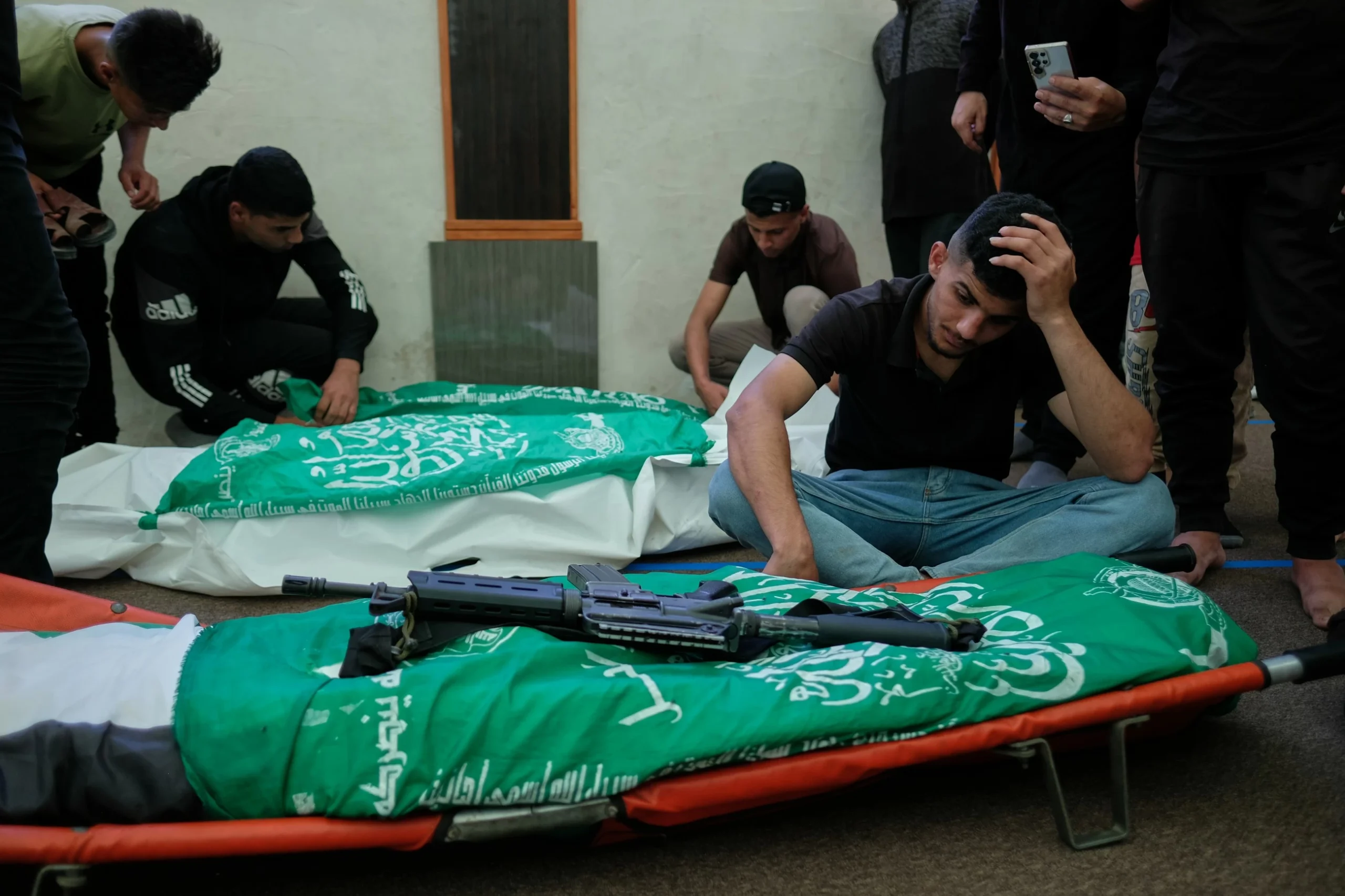 Palestinians mourn 10 killed in Eid strikes as Netanyahu …
